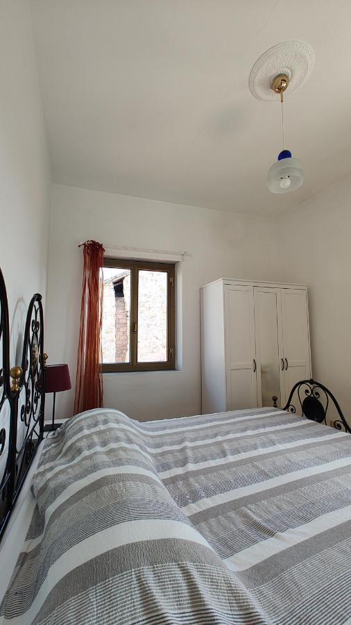 Countryhouse Traversa Du Furnu Imperia Exterior photo
