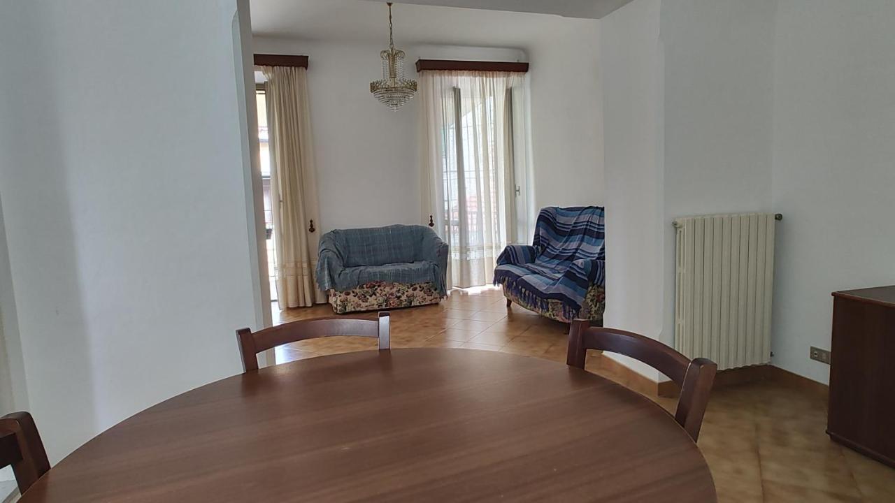Countryhouse Traversa Du Furnu Imperia Exterior photo